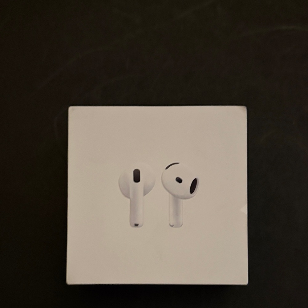 Apple AirPods 4 with USB-C Charging Case